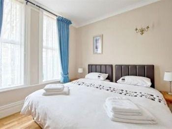 Glenthurston London Bagian luar foto